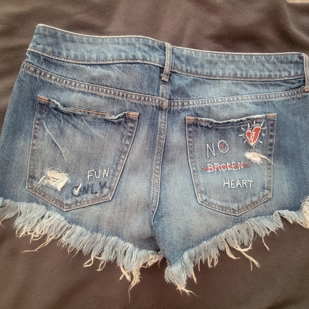 Cut off jean shorts